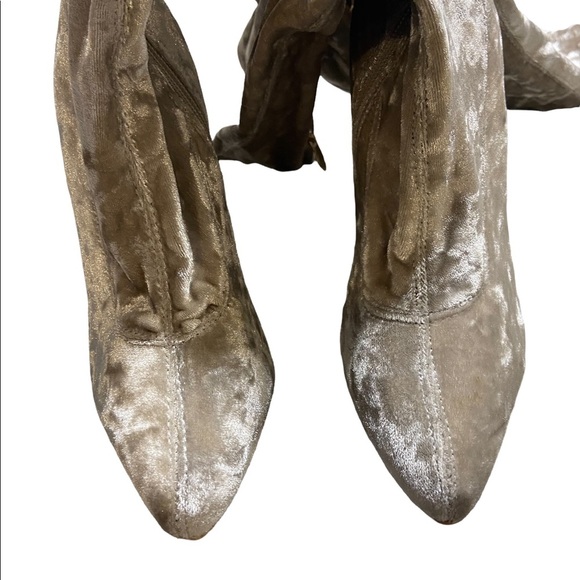 Cape Robbin Paw-27 (6) gray  Stretchy Pointy Toe Thigh High Block  Boot - Picture 13 of 14